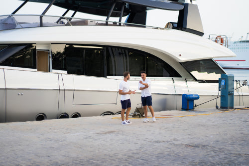 The Ultimate Guide to Choosing Custom Cooler Tops for Your Marine Adventures