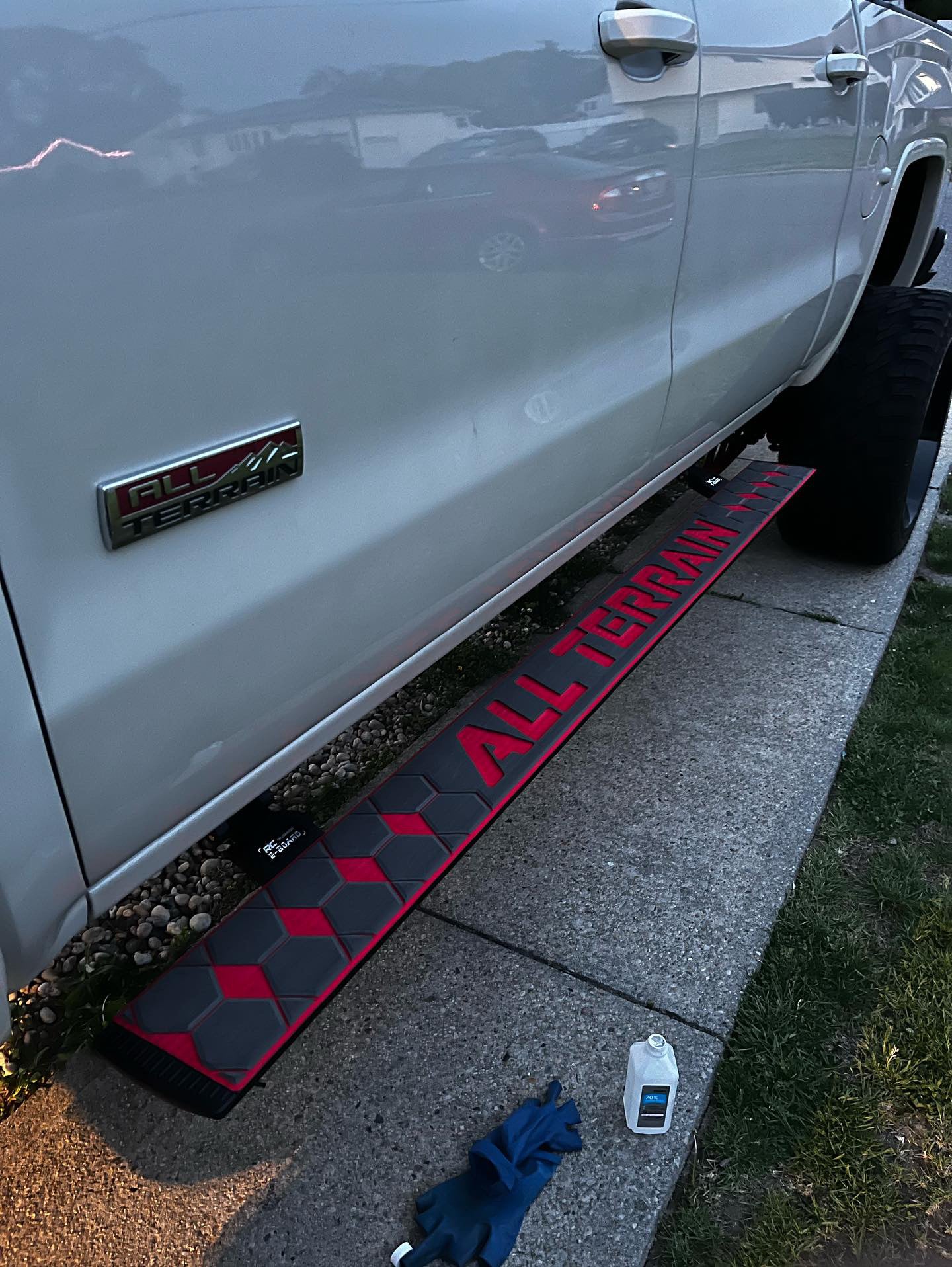 Custom running online boards for suvs